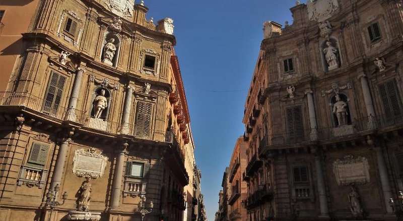I Vicini Della Cattedrale in Palermo, Palermo Außenaufnahme