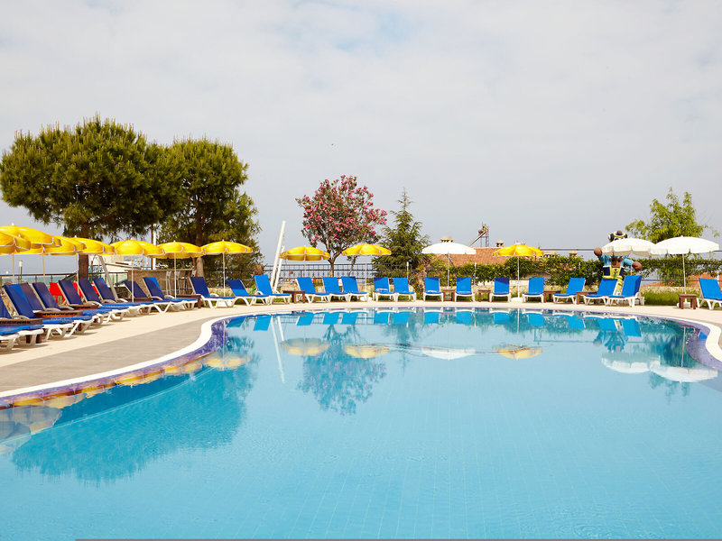 smartline Lion in Kusadasi, Izmir Pool