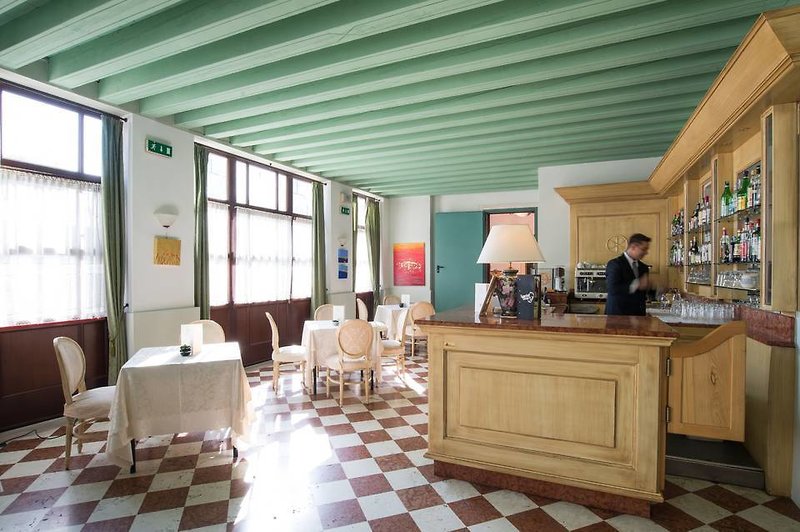 Best Western Plus Hotel Villa Tacchi in Villalta, Mailand (Malpensa) Lounge/Empfang