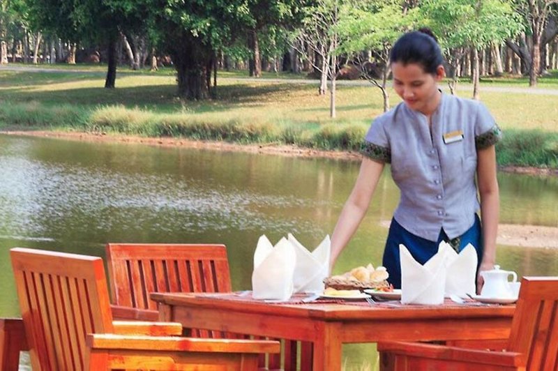 Tawa Ravadee Resort in Prachinburi, Bangkok Terrasse