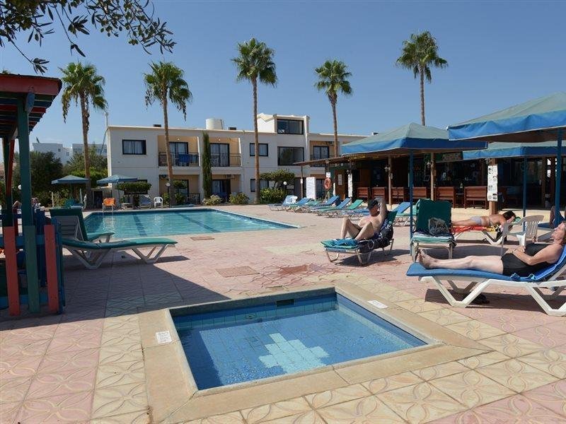 Carina Hotel Apartments in Ayia Napa, Larnaca (S�den) Pool