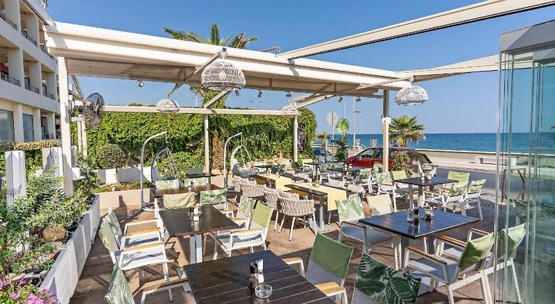 Princess Irini Sea Front ApartHotel in Rethymno, Chania (Kreta) Terrasse