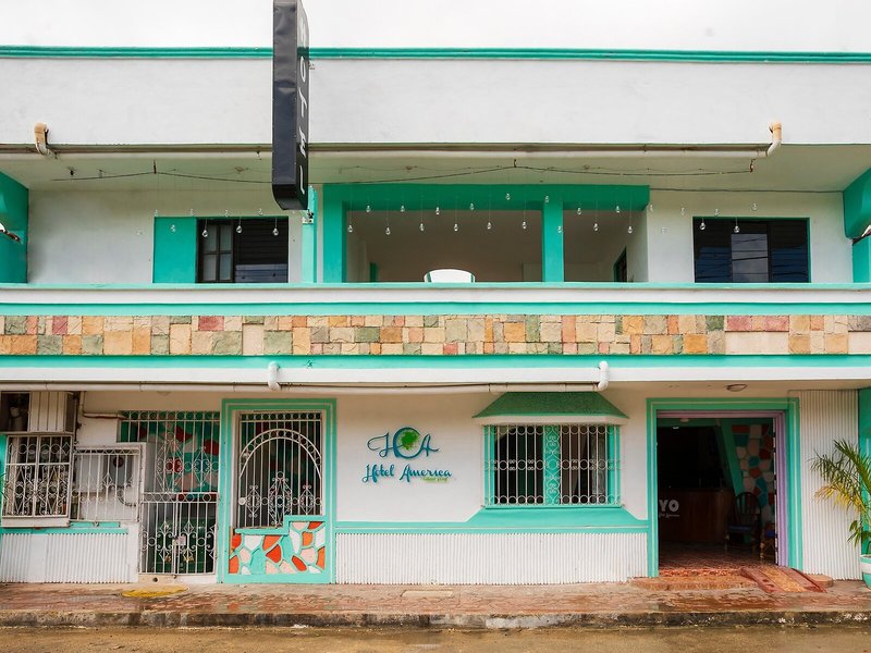 Hotel America in Bacalar, Cancun Außenaufnahme