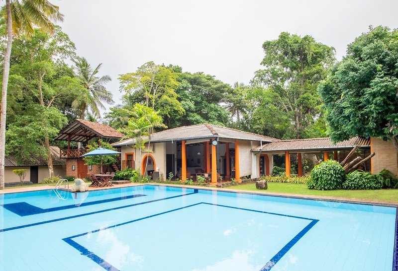 Ging Oya Lodge in Waikkal, Colombo Pool