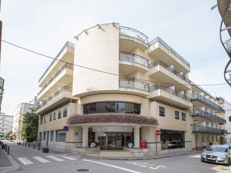 Hotel URH Novo Park in Tossa de Mar, Barcelona Außenaufnahme