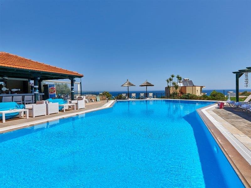 Everest in Stalida, Heraklion (Kreta) Pool