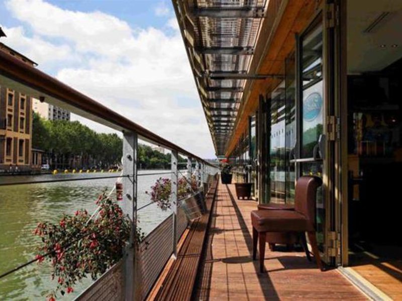 St Christopher's Paris Canal in Paris, Paris-Charles De Gaulle Terasse