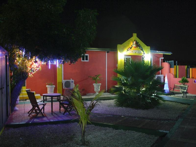 Del Rey Apartments in Noord, Aruba Terrasse