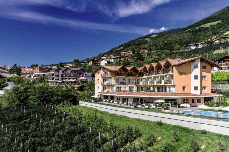 Astor Hotel in Schenna, Außenaufnahme