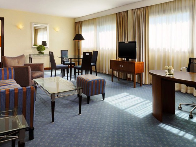 Sheraton Frankfurt Airport Hotel & Conference Center in Frankfurt am Main, Frankfurt (DE) Wohnbeispiel