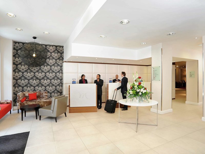 Mercure London Bloomsbury in London, London-Stansted Außenaufnahme