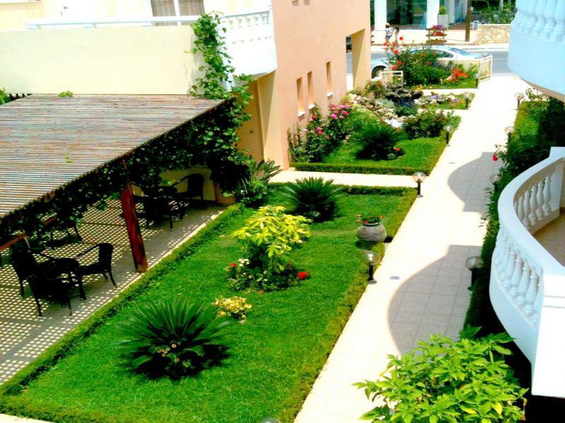 Golden Rose Suites in Kamisiana, Chania (Kreta) Garten