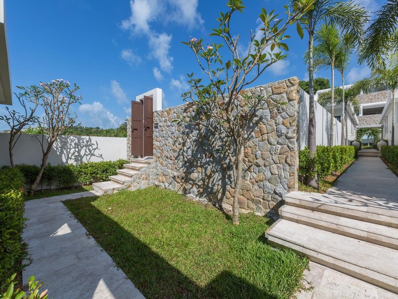 Skye Beach Hotel in Surat Thani, Koh Samui (Thailand) Garten