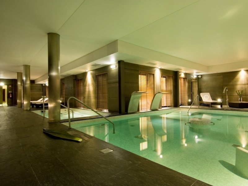 Hallenbad