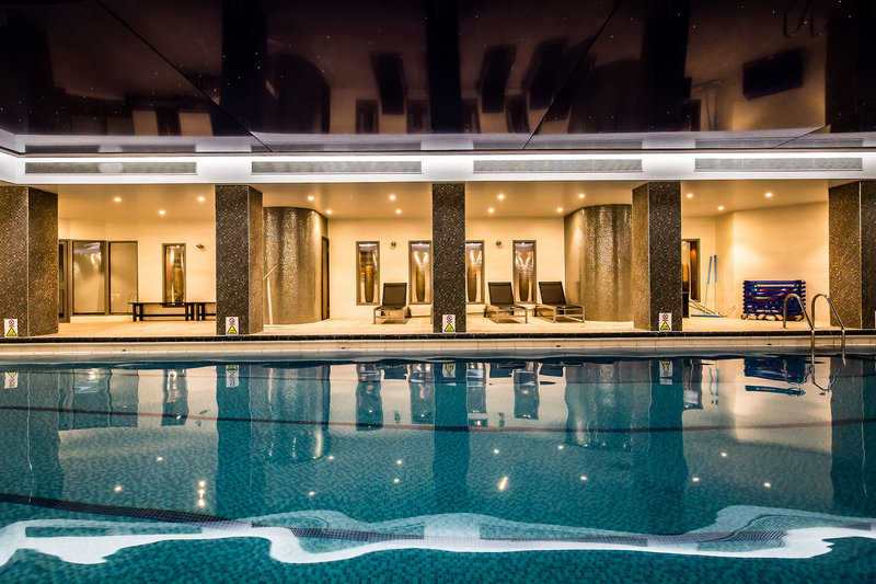 Holiday Inn London - Kensington High St. in London, London-City Pool