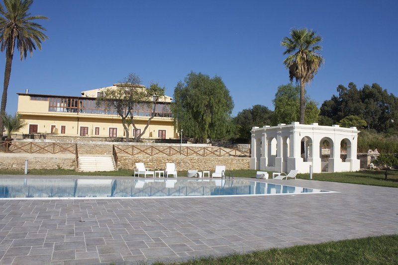 Hallenbad