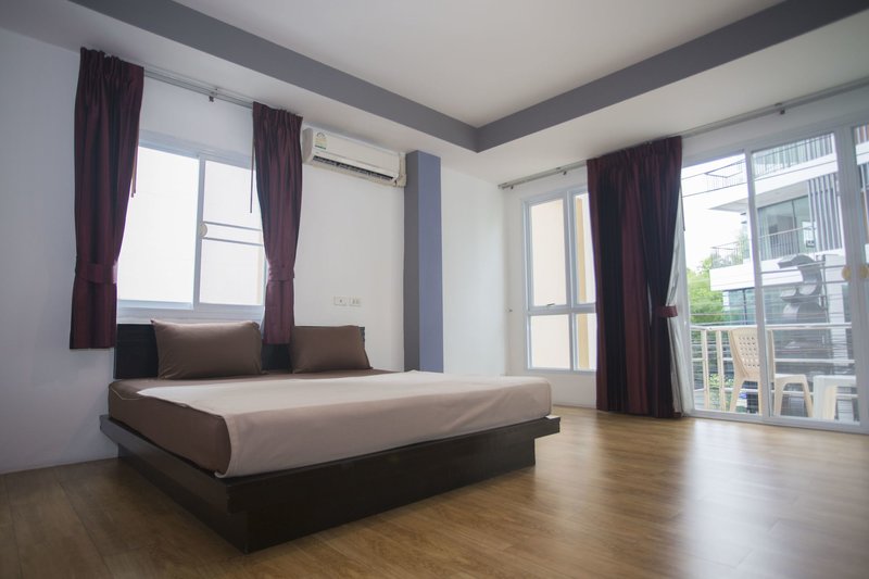 Athome Hotel at Nanai 8 (ex Gusthouse) in Patong, Phuket (Thailand) Wohnbeispiel