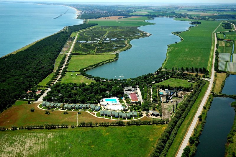 Club Village und Hotel Spiaggia Romea in Lido delle Nazioni, Rimini Außenaufnahme