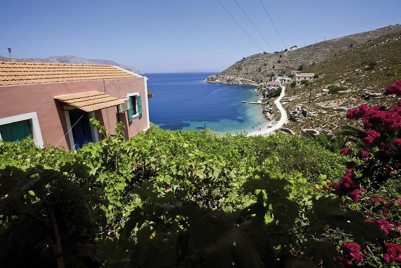 Niriides Hotel & Apartments in Emborios, Rhodos Landschaft