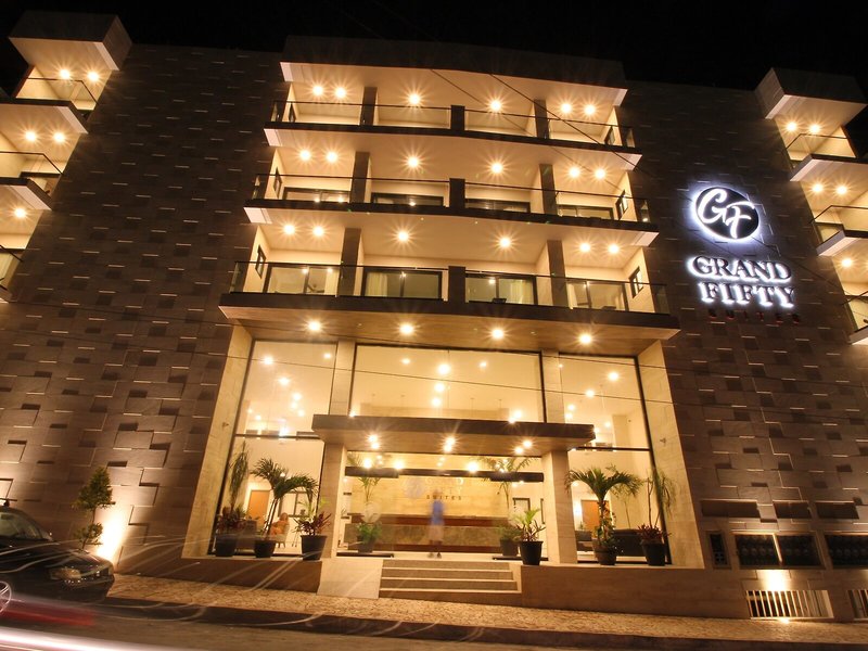 Grand Fifty Suites in Playa del Carmen, Cancun Außenaufnahme