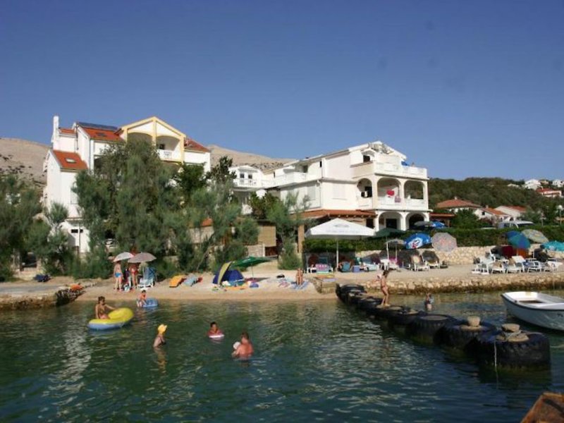 Apart Hotel Frane in Pag, Rijeka (Kroatien) Strand