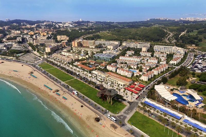 Estival Park Silmar in La Pineda, Barcelona Strand