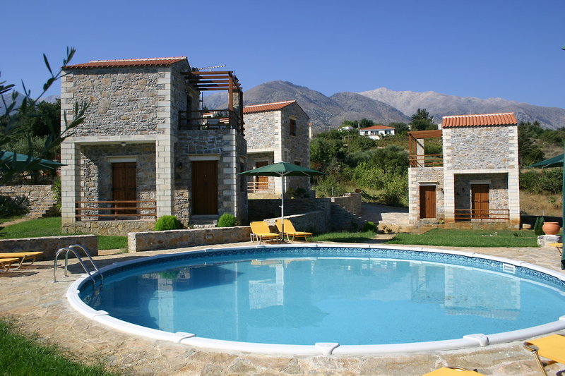 Stratos Villas inkl. Mietwagen in Melidoni, Heraklion (Kreta) Pool