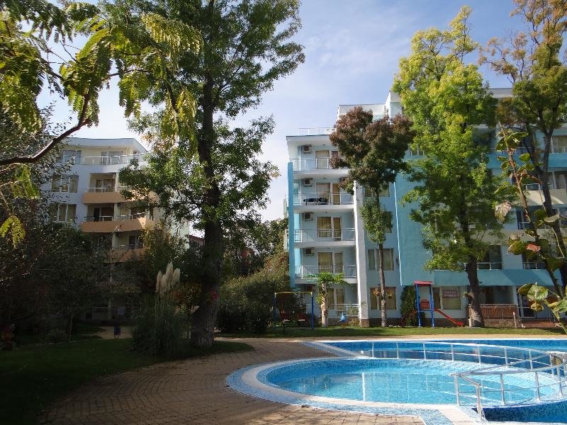 Yassen Apartments in Sonnenstrand, Burgas Pool