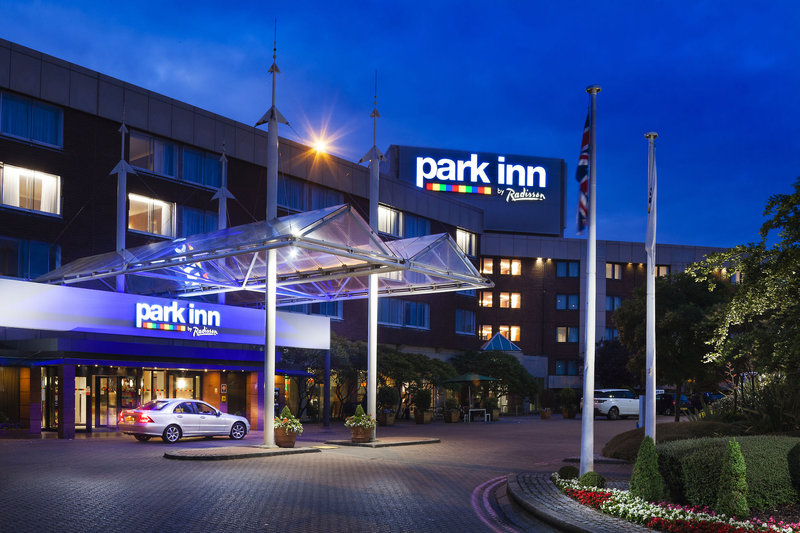 Radisson Hotel & Conference Centre London Heathrow in London, London-Heathrow Außenaufnahme