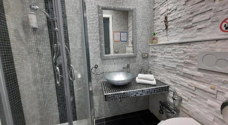 B&B Euthalia in Riposto, Catania Badezimmer