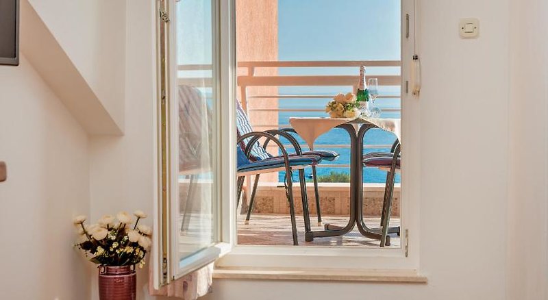 Putnik Apartments in Baska Voda, Split (Kroatien) Badezimmer