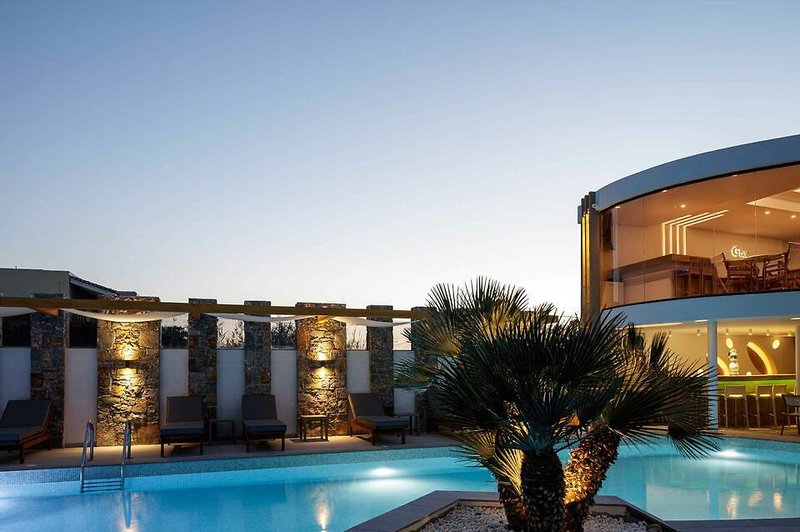 Golden Bay Hotel & Bungalows in Gournes, Heraklion (Kreta) Pool