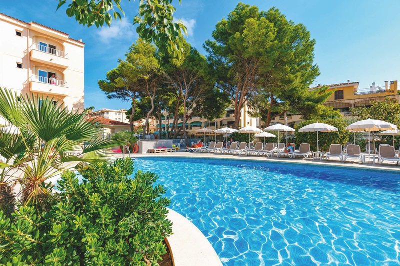 Hotel Lliteras in Cala Ratjada, Mallorca Pool