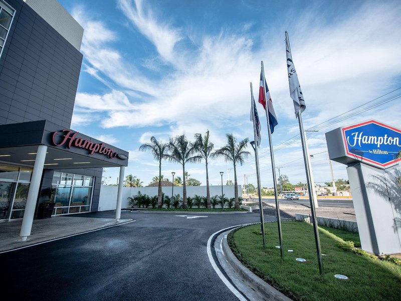 Hampton by Hilton Santo Domingo Airport in Santo Domingo, Santo Domingo Außenaufnahme