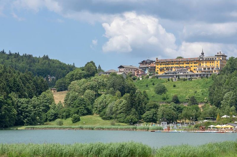 Grand Hotel Astoria in Lavarone, Außenaufnahme