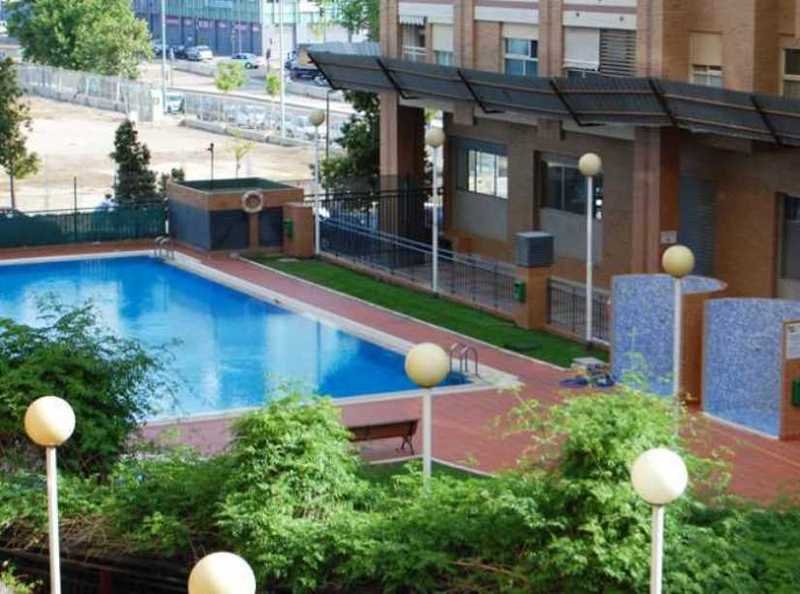 Oceanografico Apartments & Spa in Valencia, Valencia Pool
