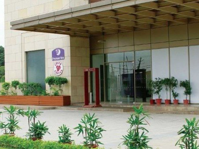 Caspia Hotel New Delhi Shalimar Bagh in Delhi, Delhi Außenaufnahme