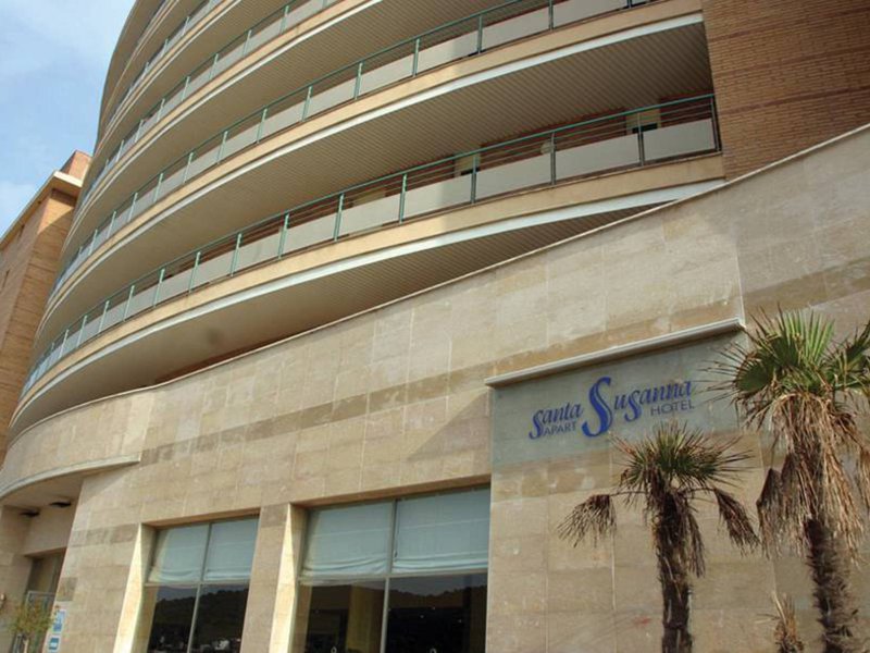 htop Royal Sun Suites in Santa Susanna, Barcelona Außenaufnahme