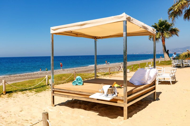 Strand