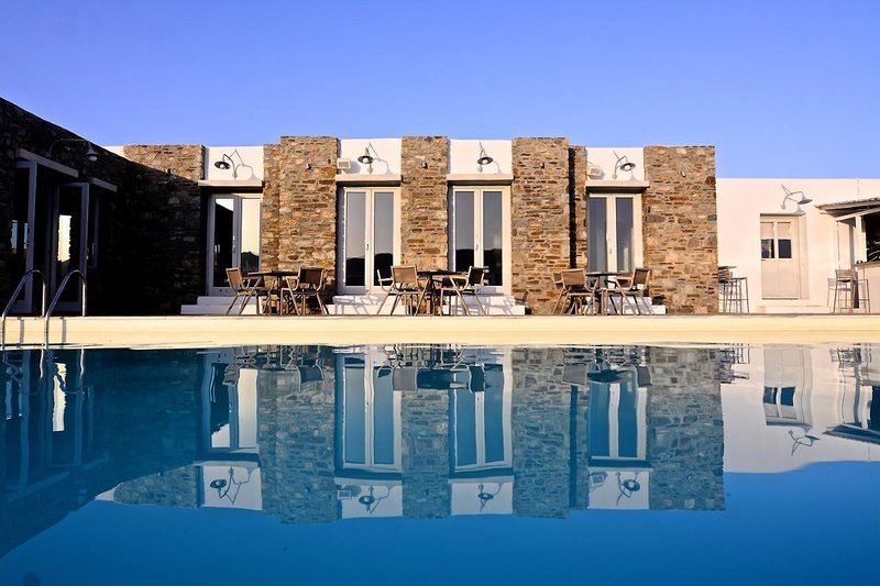 Boutique Hotel Rizes in Sympotama, Santorini Pool