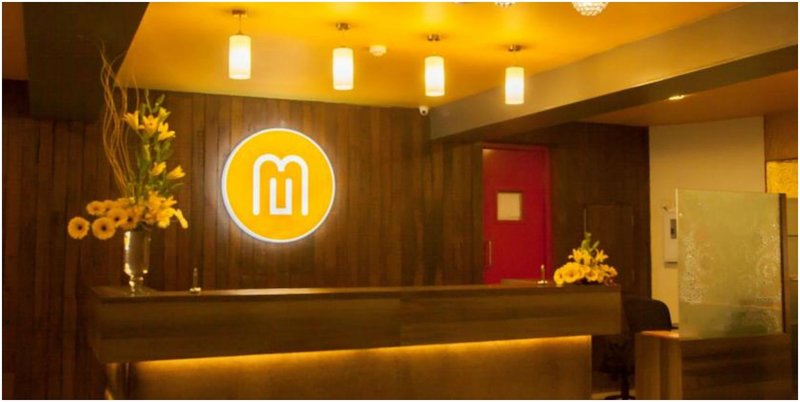 Mango Hotels Airoli in Navi Mumbai, Mumbai (Indien) Lounge/Empfang