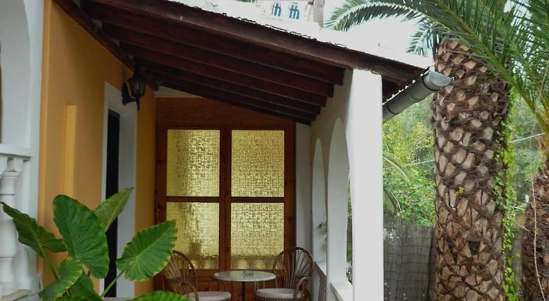 Athina Apartments in Arillas, Korfu Außenaufnahme