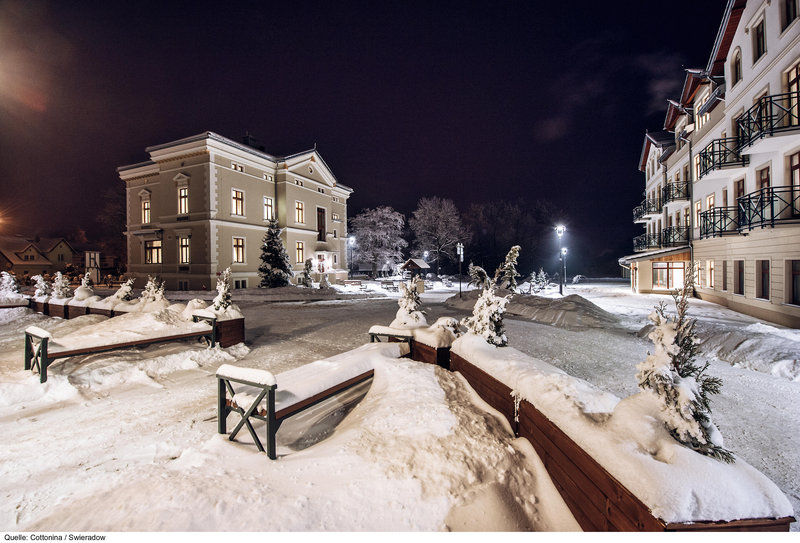 Hotel Cottonina Villa and Mineral SPA Resort in Bad Flinsberg, Krakau (PL) Außenaufnahme