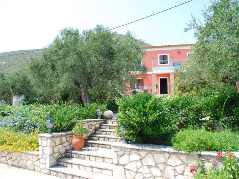 Anatoli Labreon Guesthouse - Apartments in Agia Marina, Zakynthos Außenaufnahme