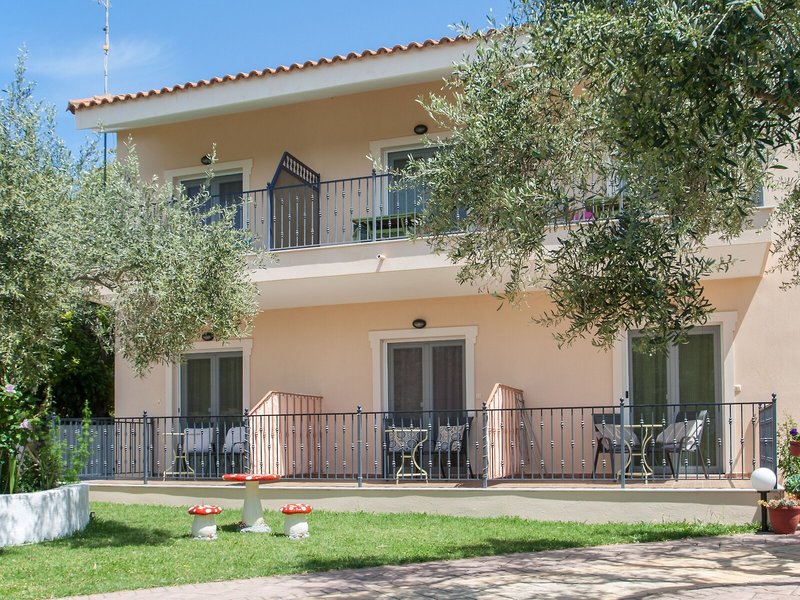 Syraina Studios & Rooms in Troullos, Skiathos Außenaufnahme