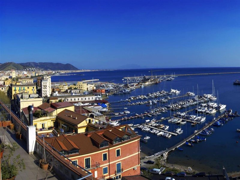 Barone Bed and Breakfast in Salerno, Neapel Außenaufnahme