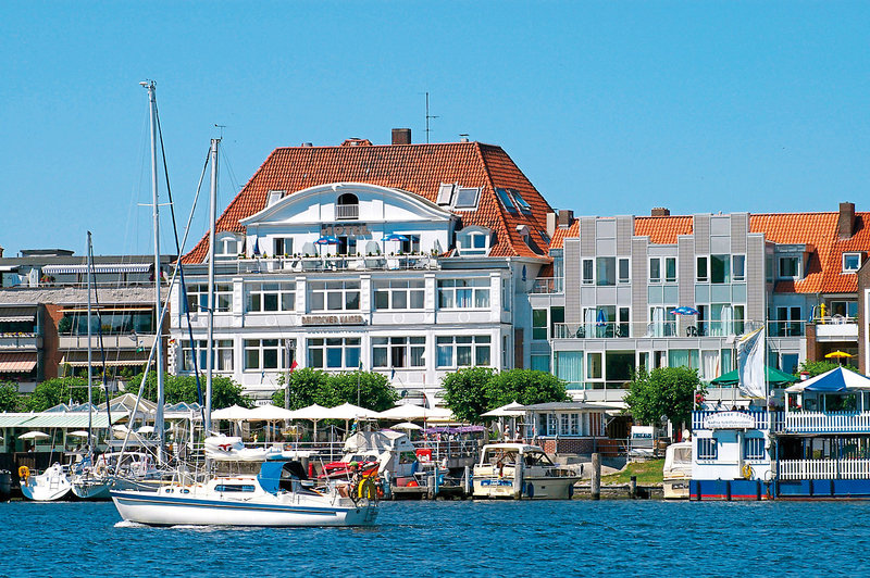 Deutscher Kaiser in Travemünde, Außenaufnahme