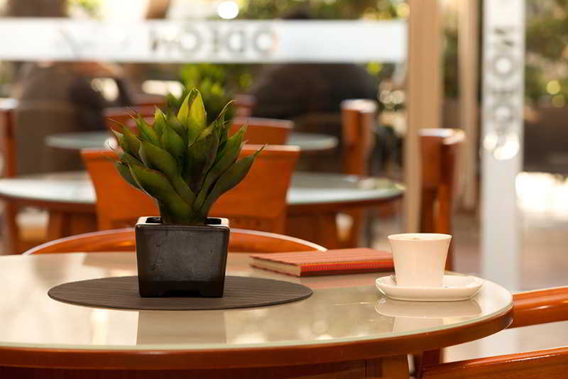 Odeon in Athen, Athen Lounge/Empfang