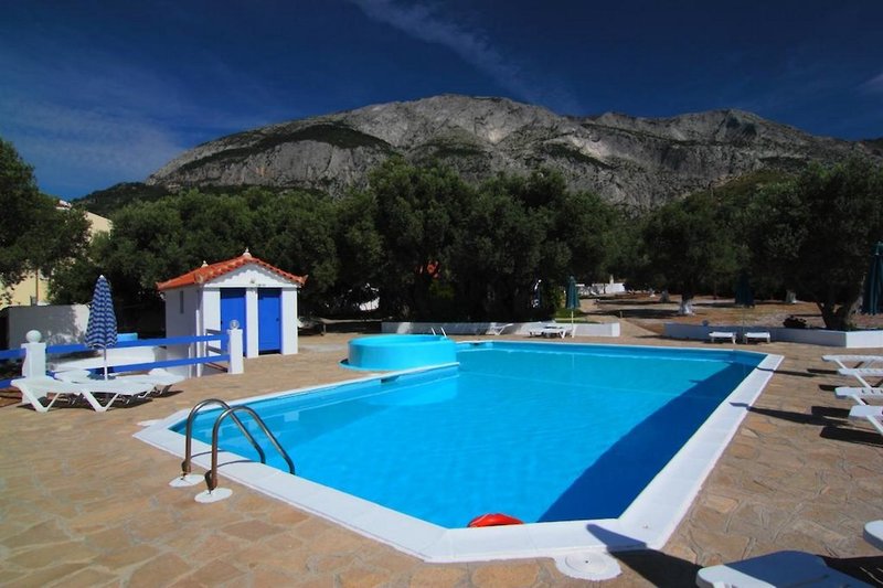 White Rock Apartments in Kambos (Marathokambos), Samos Pool