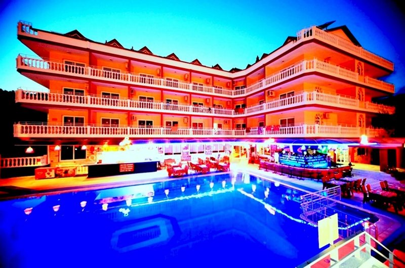 Mustis Royal Plaza Hotel in Marmaris, Dalaman Außenaufnahme